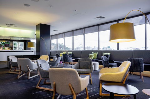 MRepublic Restaurant, Bar And Lounge - Accommodation Sunshine Coast 8