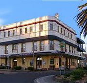 The Grand Hotel - Kiama - Accommodation Sunshine Coast