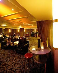 Statement Lounge Bar - Accommodation Sunshine Coast 1