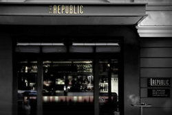 The Republic Hotel - Accommodation Sunshine Coast 2