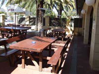 Pig & Whistle Bar & Bistro - Accommodation Sunshine Coast 2