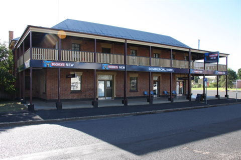 Bundarra Hotel - Accommodation Sunshine Coast 4