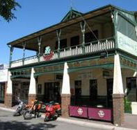 Shamrock Hotel Alexandra - Accommodation Sunshine Coast