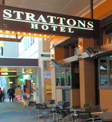 Strattons Hotel - Accommodation Sunshine Coast 0