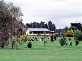 Oakbank Golf Club - Accommodation Sunshine Coast 2