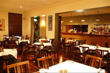 Royal Standard Hotel - Accommodation Sunshine Coast 0