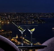 Lobby Lounge and Terrace - Accommodation Sunshine Coast