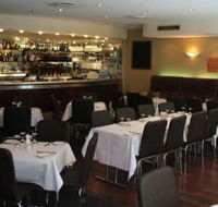 Hotel Coronation - Accommodation Sunshine Coast