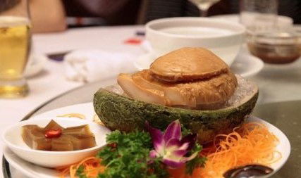 East Ocean Restaurant - Accommodation Sunshine Coast 4