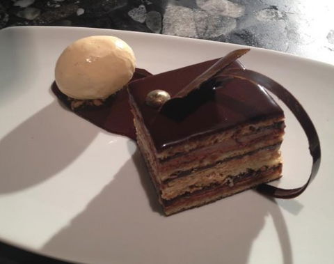 Steel Bar & Grill - Accommodation Sunshine Coast 4