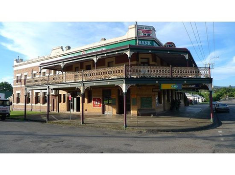 Bank Hotel Dungog - Accommodation Sunshine Coast 0