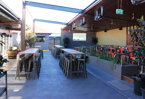 Commercial Hotel Dubbo - Accommodation Sunshine Coast 4