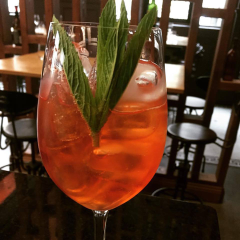 Reserve Wine Bar - Accommodation Sunshine Coast 4