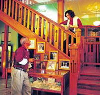 Hotel Corones - Accommodation Sunshine Coast