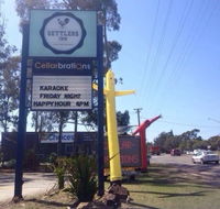 Settlers Inn Hotel - Accommodation Sunshine Coast