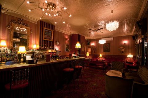 Back Bar Cocktail Lounge & Function Venue - Accommodation Sunshine Coast 4