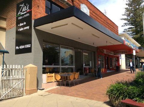 Zia’s Caffé - Accommodation Sunshine Coast 0