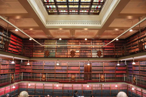 Free Tour Of NSW Parliament - Accommodation Sunshine Coast 1