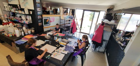 School Holidays - Kids Art Class - Painting - Accommodation Sunshine Coast 2