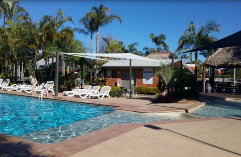 Blue Dolphin Holiday Resort - Accommodation Sunshine Coast 3
