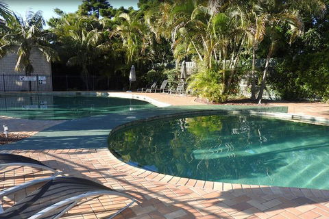 Aqualuna Beach Resort - Accommodation Sunshine Coast 4