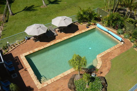 Sails Resort On Golden Beach - Accommodation Sunshine Coast 3