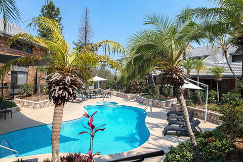 Glen Eden Beach Resort - Accommodation Sunshine Coast 1