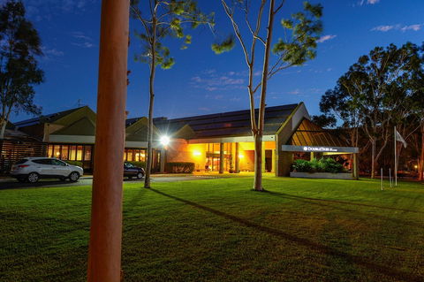 DoubleTree By Hilton Alice Springs - Accommodation Sunshine Coast 1
