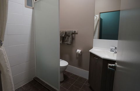 Bluestone Motor Inn - Accommodation Sunshine Coast 6