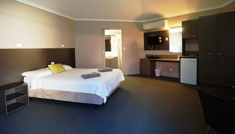 Bluestone Motor Inn - Accommodation Sunshine Coast 5