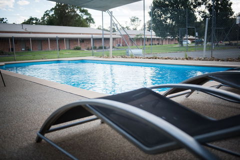 Cadell On The Murray Motel Resort - Accommodation Sunshine Coast 3