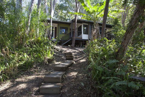 Eumarella Shores Noosa Lake Retreat - Accommodation Sunshine Coast 5