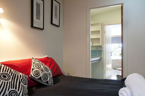Eumarella Shores Noosa Lake Retreat - Accommodation Sunshine Coast 7