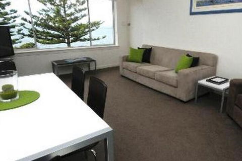 Southern Blue Apartments - Accommodation Sunshine Coast 4