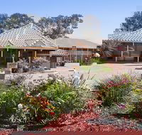The Standpipe Golf Motor Inn - Accommodation Sunshine Coast