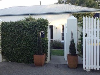 Oscars Waterfront Boutique Hotel - Accommodation Sunshine Coast 3