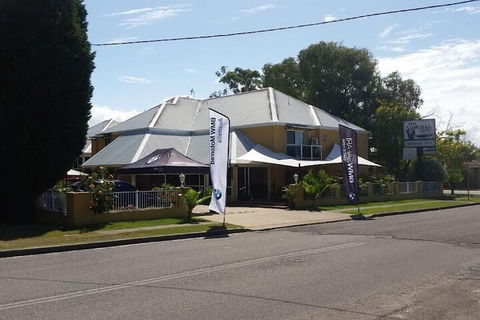 Admiral Nelson Motor Inn - Accommodation Sunshine Coast 2