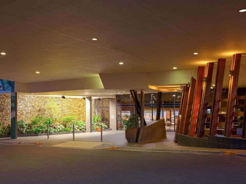 Mantra Gladstone - Accommodation Sunshine Coast 0