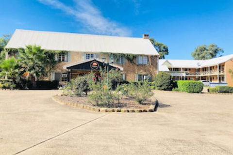 Campbelltown Colonial Motor Inn - Accommodation Sunshine Coast 0