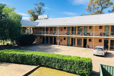 Campbelltown Colonial Motor Inn - Accommodation Sunshine Coast 2