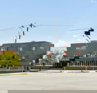 Adelaide Royal Coach - Accommodation Sunshine Coast