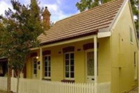 Sussex Cottage - Accommodation Sunshine Coast 4