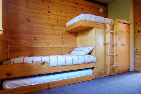 Edge Of The Bay Resort - Accommodation Sunshine Coast 5