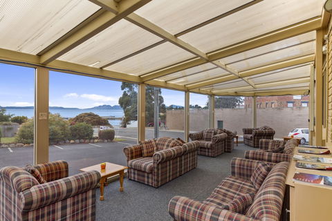 Swansea Ocean Villas - Accommodation Sunshine Coast 4