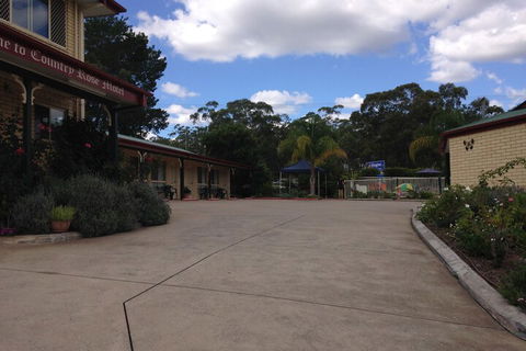Country Rose Motel Warwick - Accommodation Sunshine Coast 1
