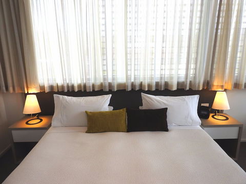 Flinders Hotel - Accommodation Sunshine Coast 2