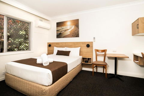 Caribbean Motel - Accommodation Sunshine Coast 3