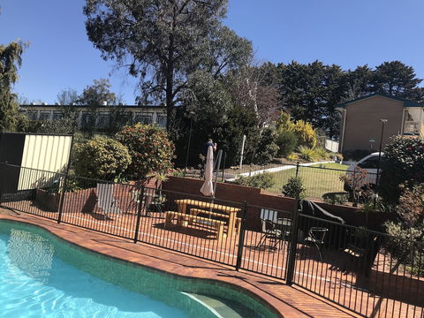 Hideaway Motor Inn Armidale - Accommodation Sunshine Coast 3