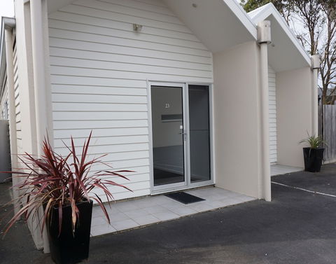 Ashmont Motor Inn & Apartments - Accommodation Sunshine Coast 0