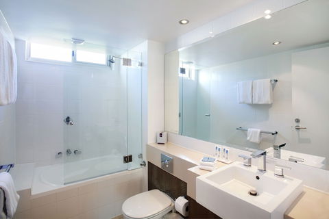 Maison Noosa Beachfront Resort - Accommodation Sunshine Coast 5